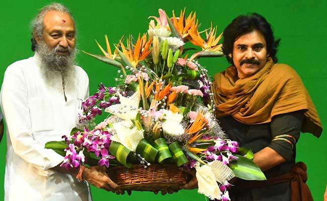 Pawan Kalyan felicitates the Legendary Art Director Thota Tharani