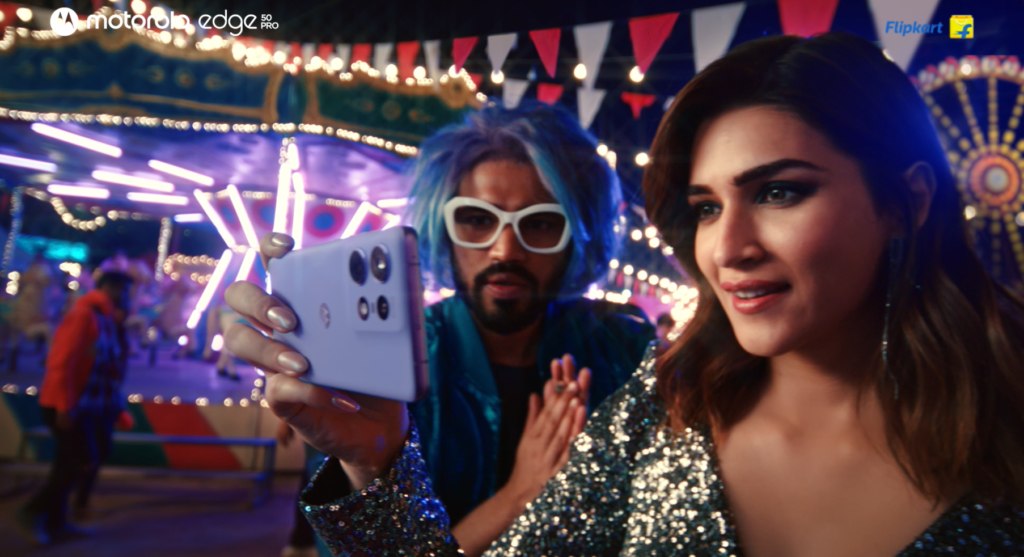 Motorola launches TV commercial for Edge50 Pro, with Kriti Sanon